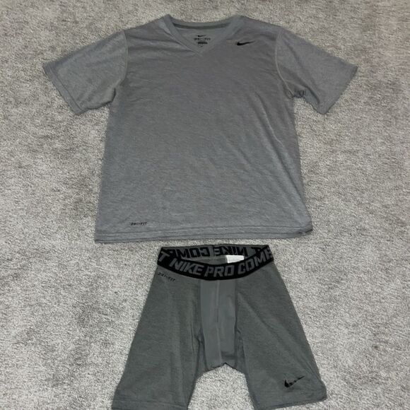 (2 item)Gray Nike Tee dri fit Running Marathon T shirt & Pro Combat Shorts M - Picture 1 of 6